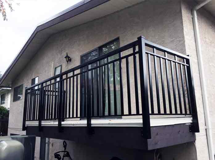 Aluminum-Balcony-Railing-A-to-Z-Shutters-and-Railing-smpic